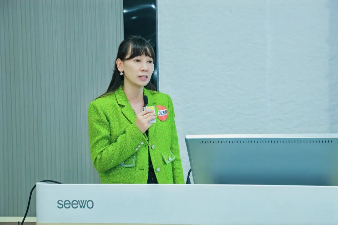 Sharing by alumni Xiao Zhiqiong Sharing by alumni Xiao Zhiqiong